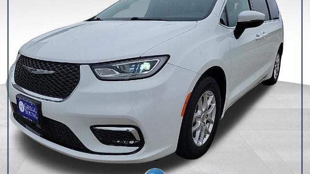 Preowned 2023 Chrysler Pacifica Touring L for Sale