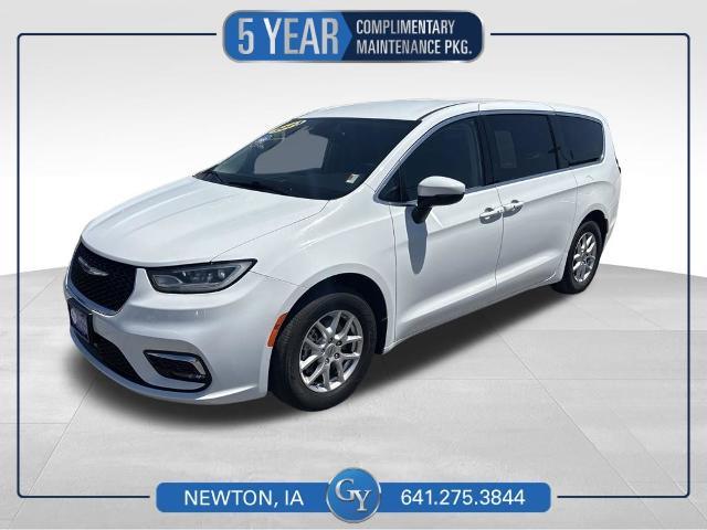 2023 Chrysler Pacifica - $20,555
