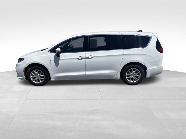 2023 Chrysler Pacifica - $20,555