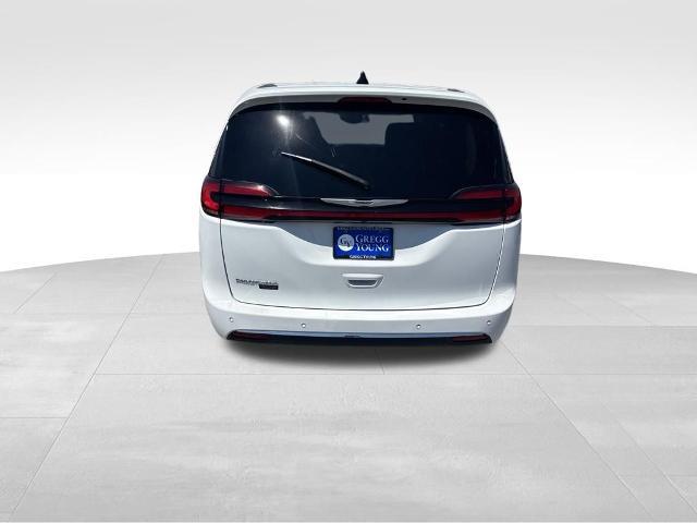 2023 Chrysler Pacifica - $20,555
