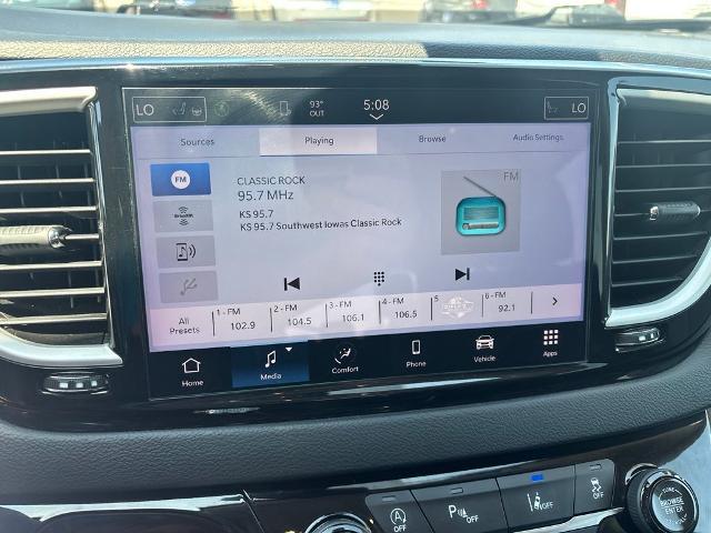2023 Chrysler Pacifica - $20,555