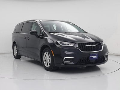 Photo of a 2023 Chrysler Pacifica Touring L 4DR Mini-Van for sale
