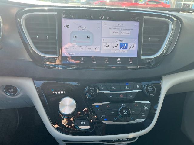 2023 Chrysler Pacifica - $19,990
