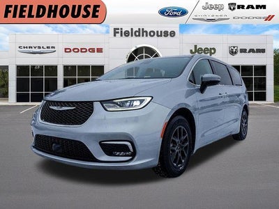 Photo of a 2023 Chrysler Pacifica Touring L 4DR Mini-Van for sale