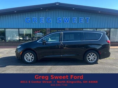 2023 Chrysler Pacifica Touring L 4DR Mini-Van
