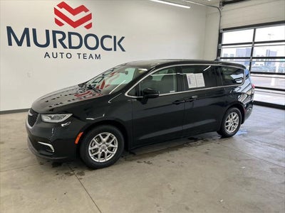 Photo of a 2023 Chrysler Pacifica Touring L 4DR Mini-Van for sale