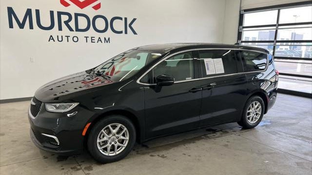 Preowned 2023 Chrysler Pacifica Touring L for Sale
