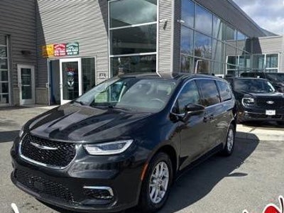 Photo of a 2023 Chrysler Pacifica Touring L 4DR Mini-Van for sale