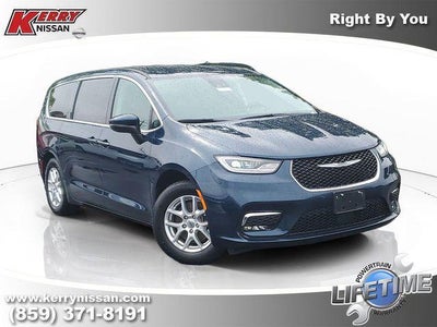 2023 Chrysler Pacifica Touring L 4DR Mini-Van