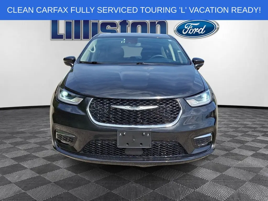 2023 Chrysler Pacifica - $24,738