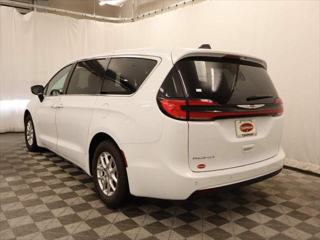 2024 Chrysler Pacifica - $21,213