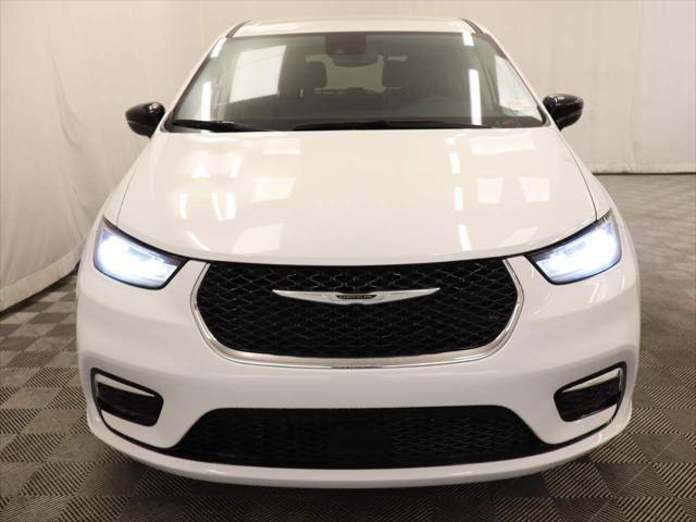 2024 Chrysler Pacifica - $21,213