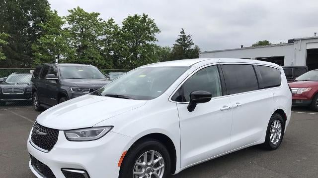 Preowned 2024 Chrysler Pacifica Touring L for Sale