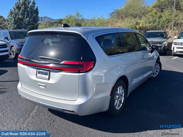 2024 Chrysler Pacifica - $18,500