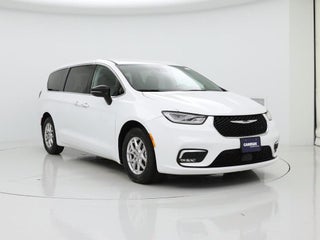 2024 Chrysler Pacifica with Bright White Clearcoat Exterior