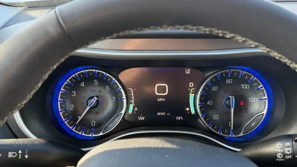 2024 Chrysler Pacifica Touring L