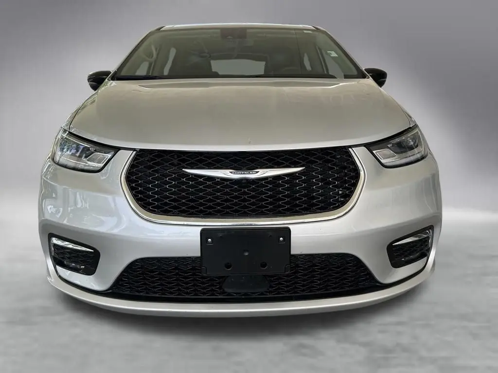 2024 Chrysler Pacifica - $17,305