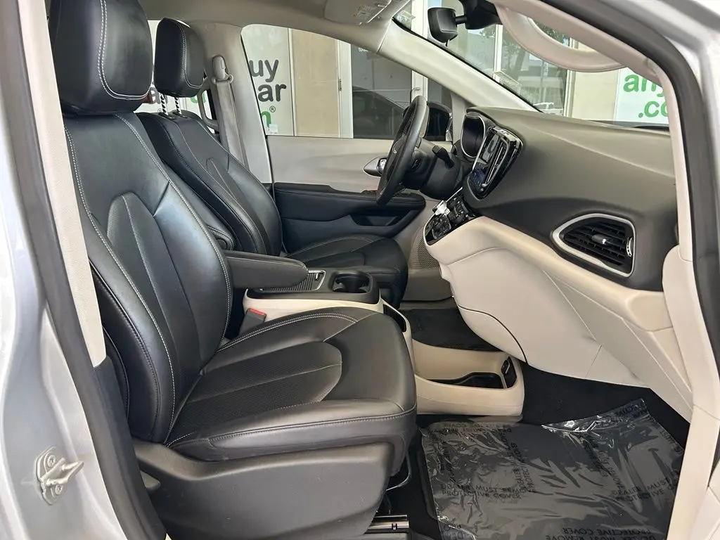 2024 Chrysler Pacifica - $17,305