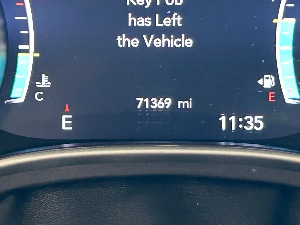 2024 Chrysler Pacifica - $17,305