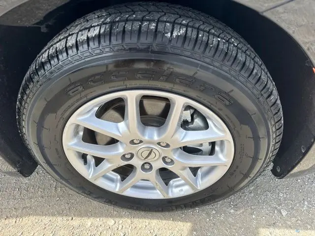 2024 Chrysler Pacifica - $23,400