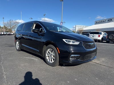 2024 Chrysler Pacifica Touring L 4DR Mini-Van
