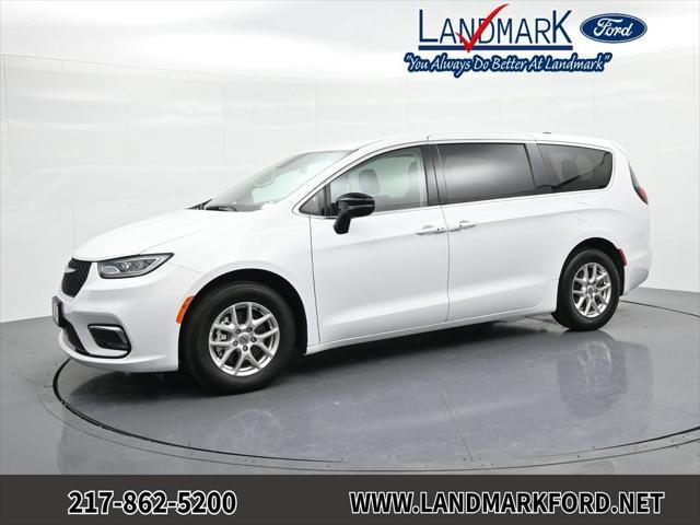 2024 Chrysler Pacifica