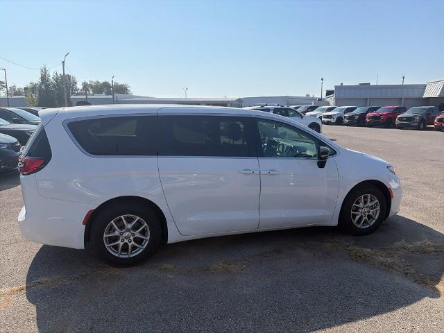 2024 Chrysler Pacifica - $27,009