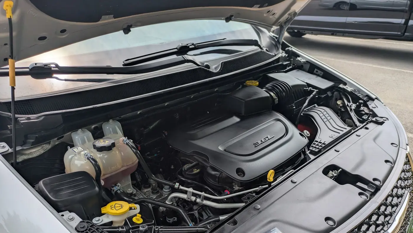 2024 Chrysler Pacifica Touring L
