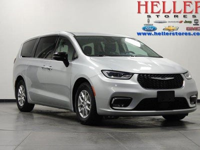 2024 Chrysler Pacifica Touring L 4DR Mini-Van