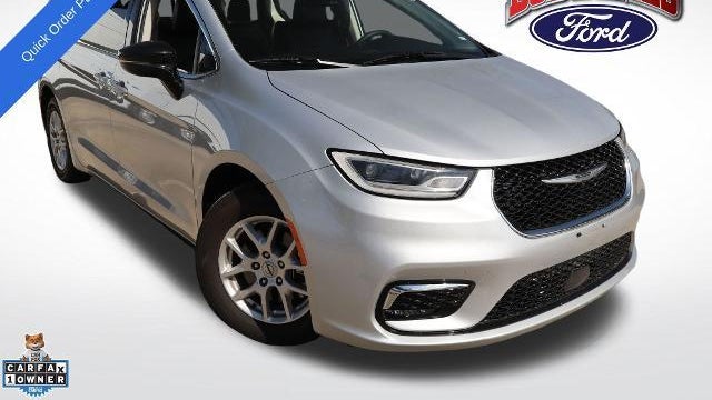 Preowned 2024 Chrysler Pacifica Touring L for Sale