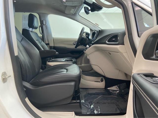 2024 Chrysler Pacifica - $26,415