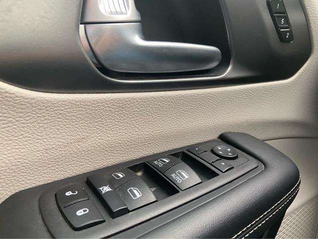 2024 Chrysler Pacifica - $26,415