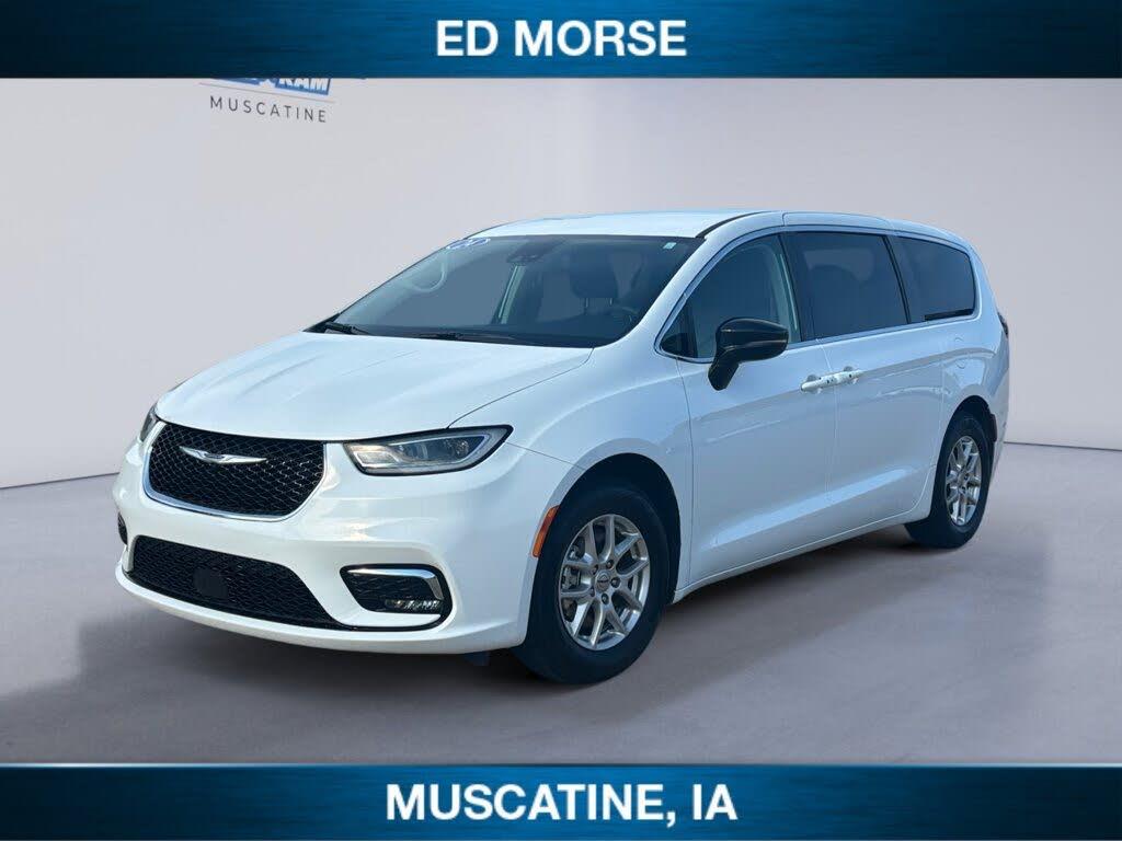 2024 Chrysler Pacifica - $22,818