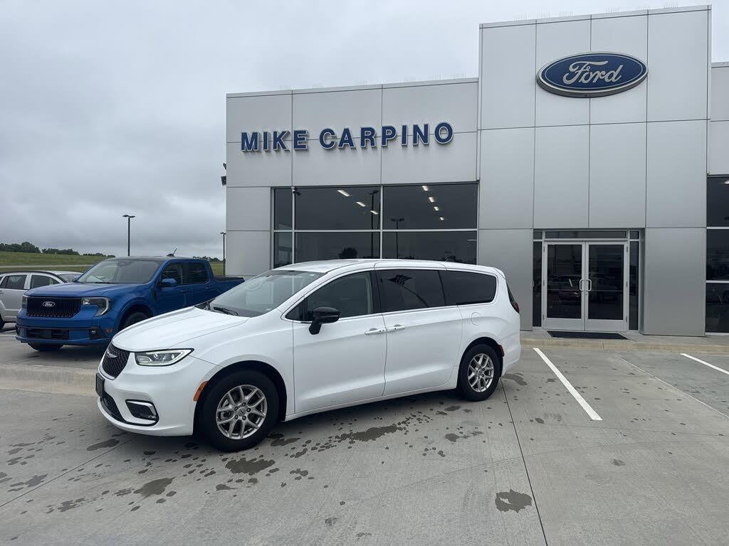 2024 Chrysler Pacifica - $29,987