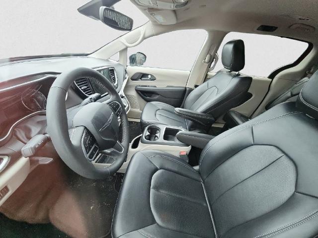 2024 Chrysler Pacifica - $22,796