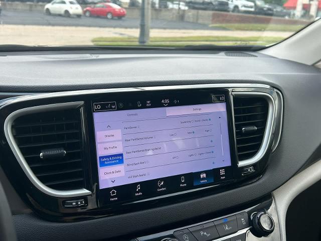 2024 Chrysler Pacifica
