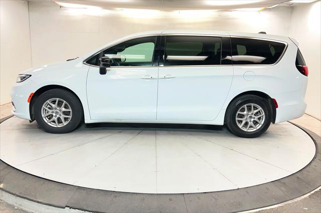 2025 Chrysler Pacifica - $20,999