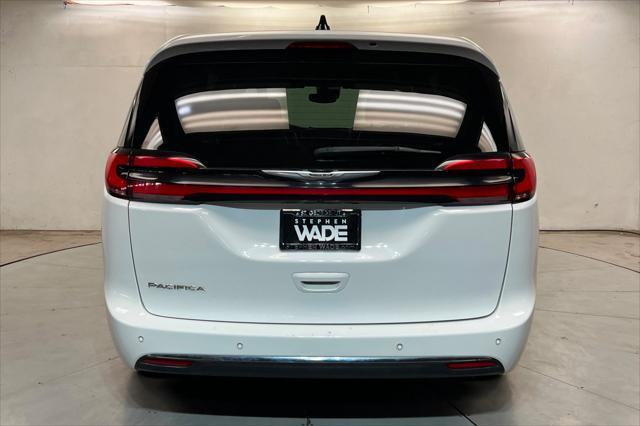2025 Chrysler Pacifica - $26,999