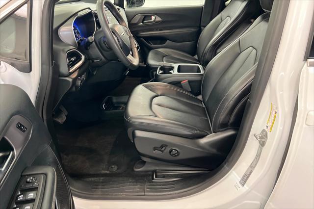 2025 Chrysler Pacifica - $26,999