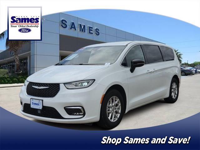 2025 Chrysler Pacifica - $26,500