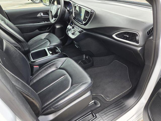 2025 Chrysler Pacifica - $26,500