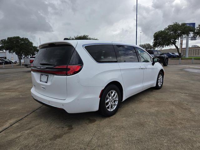2025 Chrysler Pacifica - $26,500