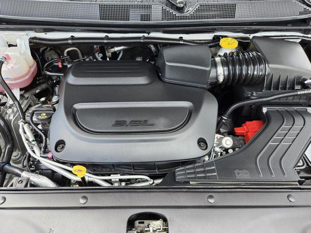 2025 Chrysler Pacifica - $26,500