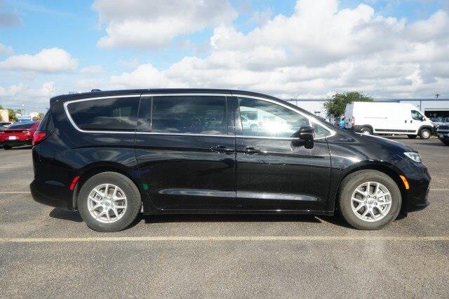 2025 Chrysler Pacifica - $24,867