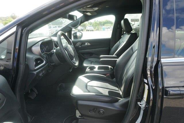 2025 Chrysler Pacifica - $24,867