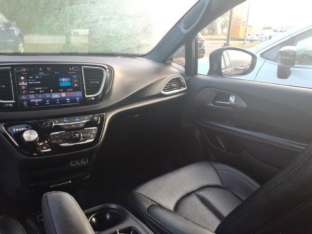 2025 Chrysler Pacifica - $22,991