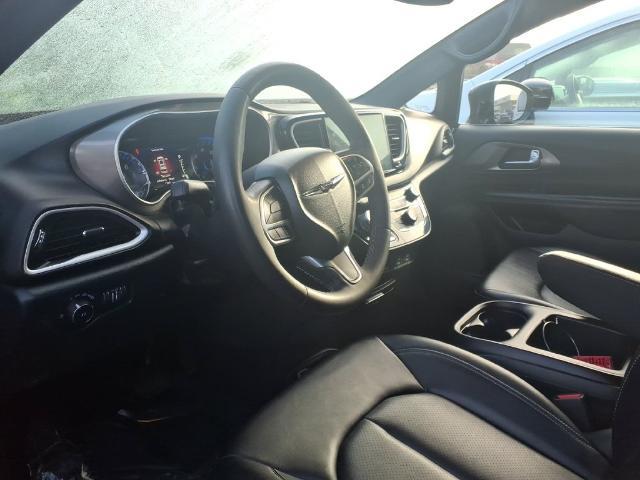 2025 Chrysler Pacifica - $22,991