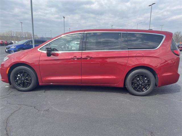 2025 Chrysler Pacifica - $32,388