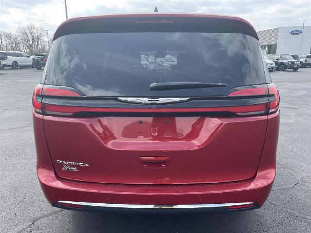 2025 Chrysler Pacifica - $32,388