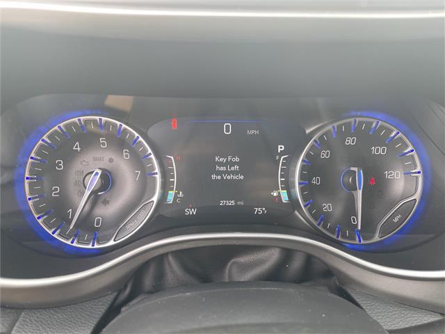 2025 Chrysler Pacifica - $30,299